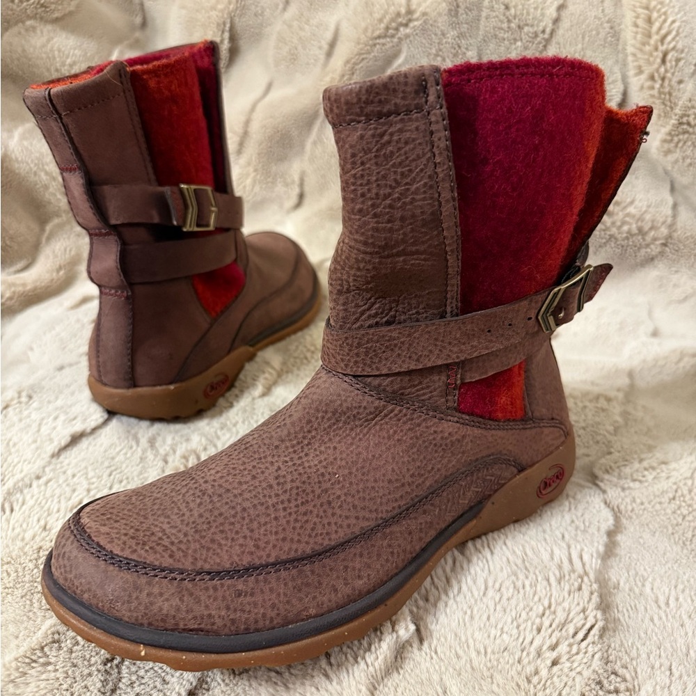 Chaco women’s HOPI Brown and brick Red Winter Boots